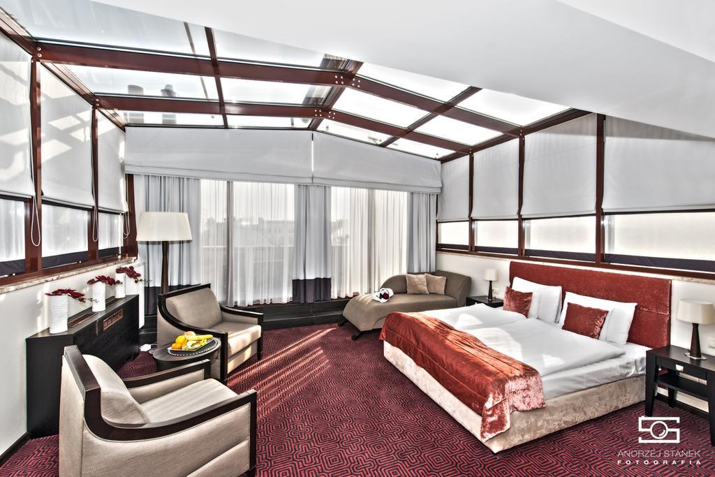 Hotel Silvia Gold غليفيتسه المظهر الخارجي الصورة